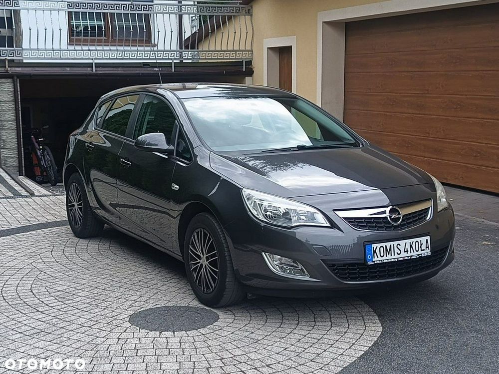 Opel Astra - 8