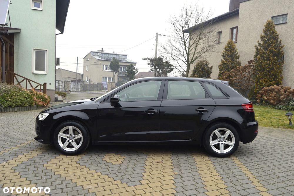 Audi A3 Sportback 35 TFSI Sport S tronic - 3