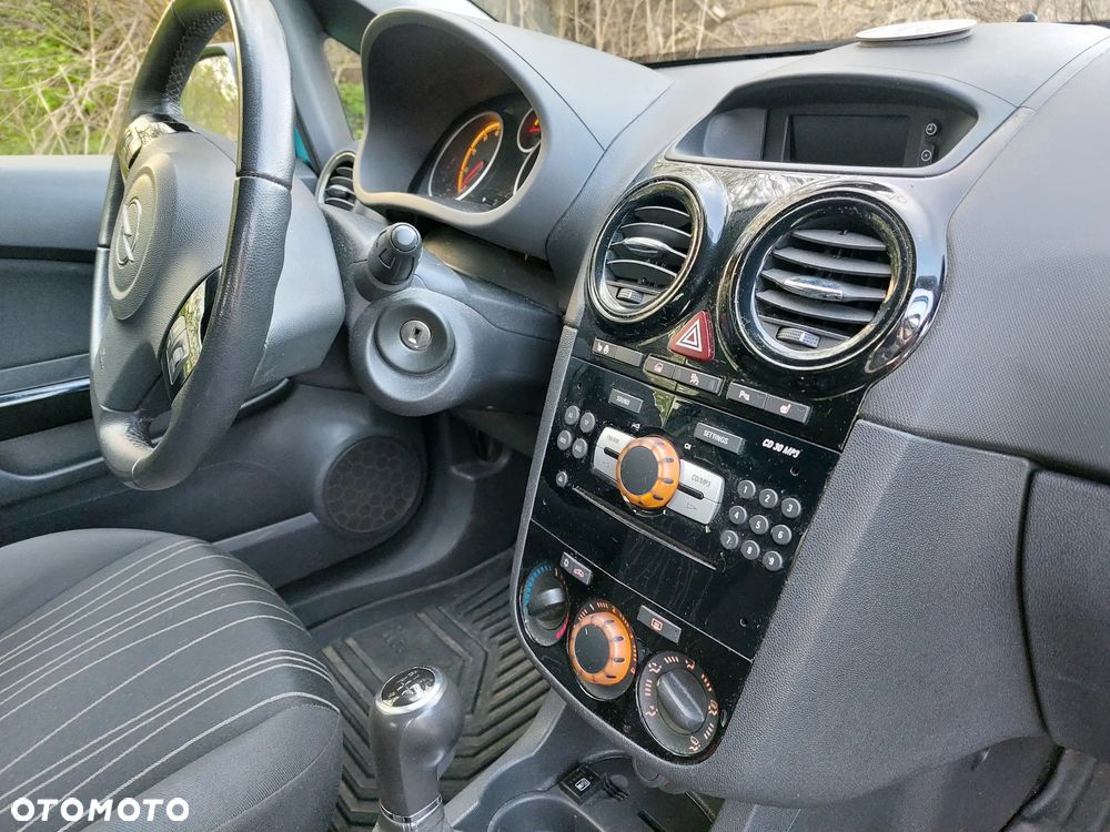 Opel Corsa 1.2 16V EcoFLEX Edition 111 Jahre - 4