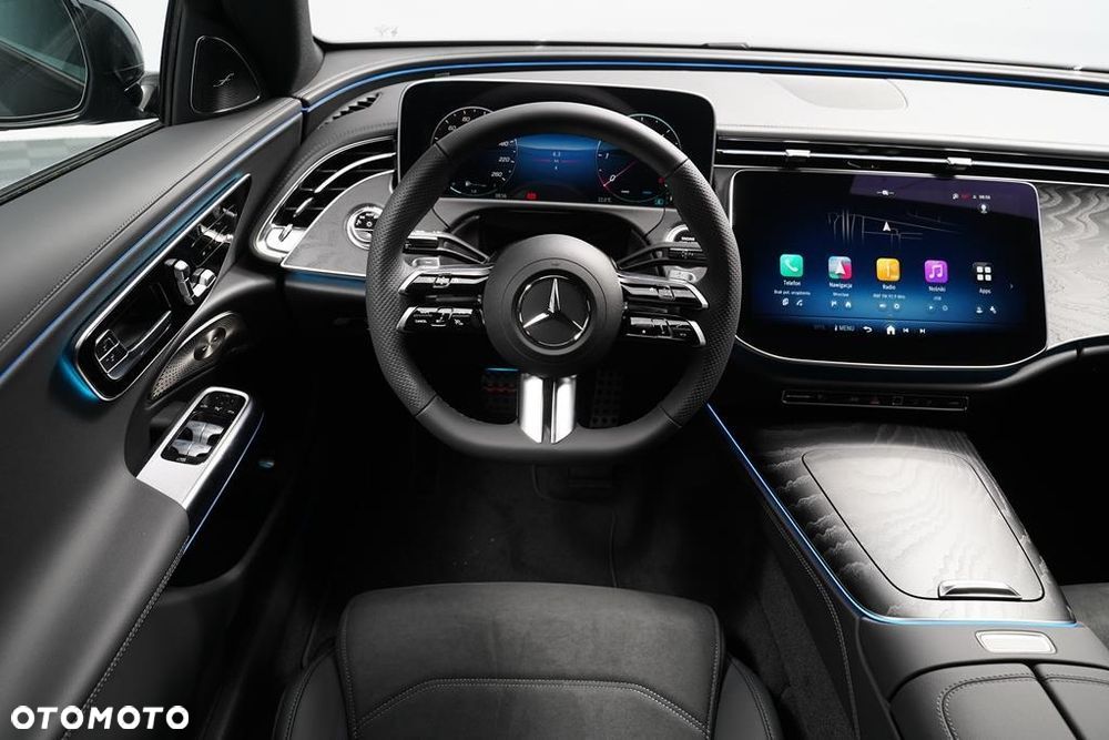 Mercedes-Benz Klasa E 220 d mHEV 4-Matic AMG 9G-Tronic - 17