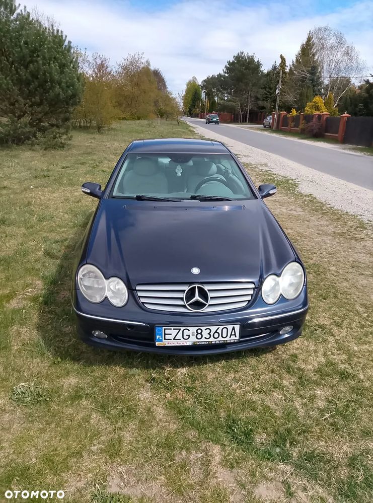 Mercedes-Benz CLK - 4