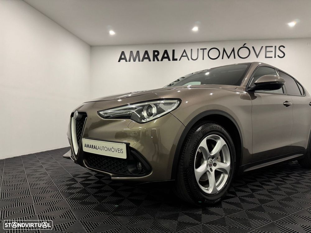 Alfa Romeo Stelvio 2.2 D Super AT8 - 12