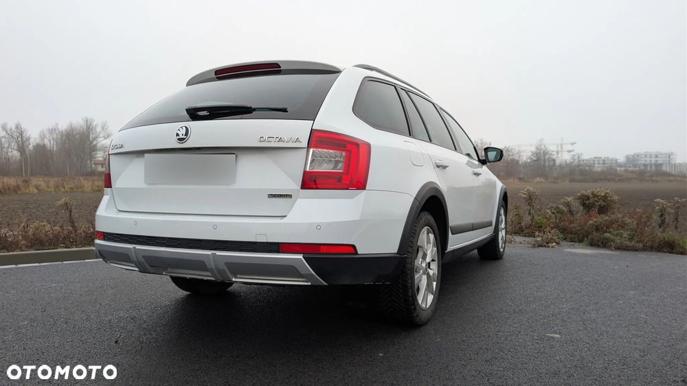 Skoda Octavia Scout 2.0 TDI 4x4 - 4