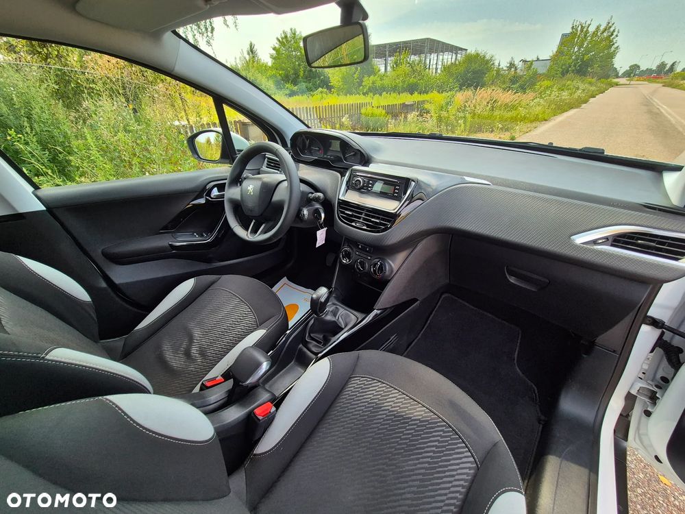 Peugeot 2008 PureTech 82 Active - 31