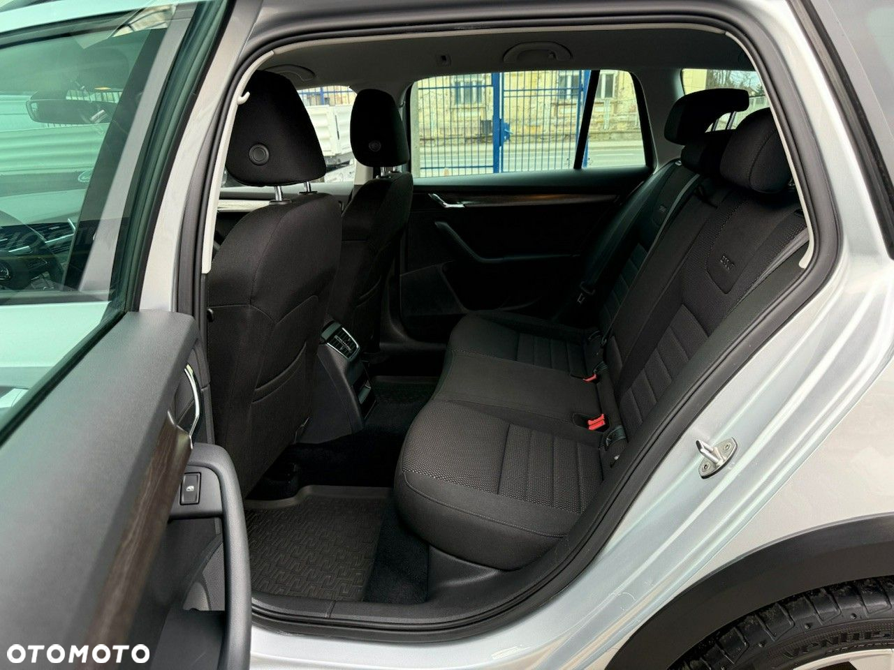 Skoda Octavia 2.0 TDI (Green tec) 4x4 Ambition - 21