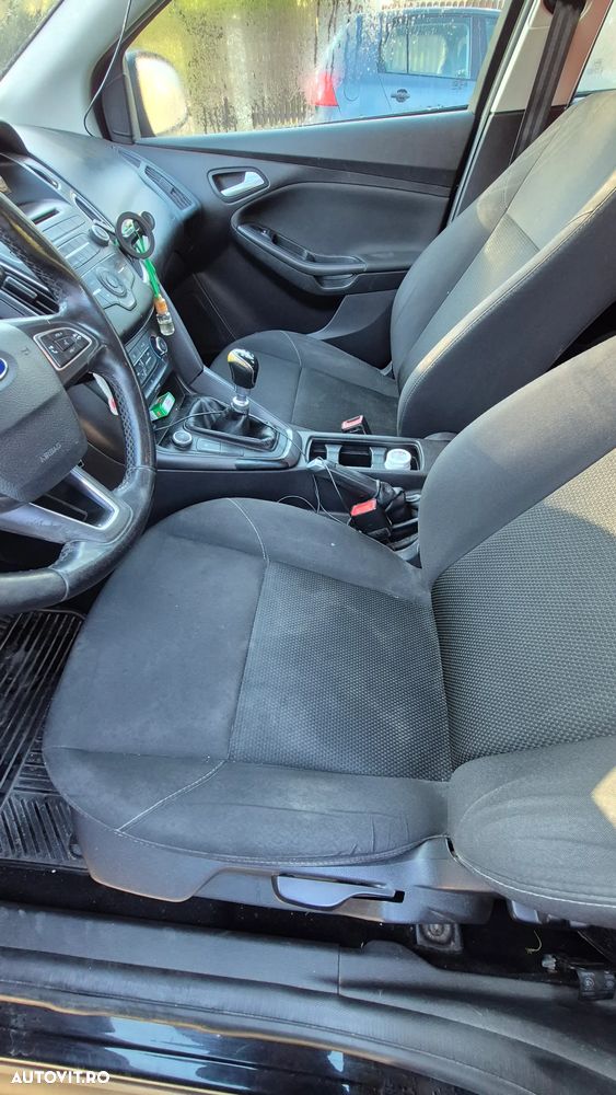 Ford Focus 1.5 TDCi Trend - 5