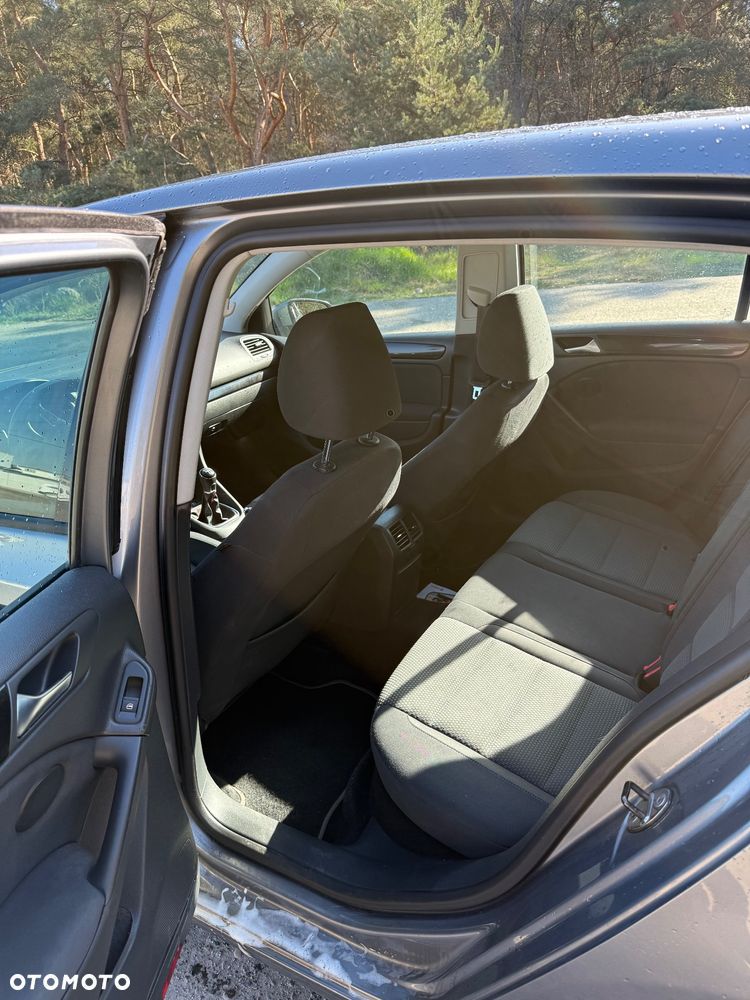 Volkswagen Golf 1.6 TDI BlueMot Comfortline - 9