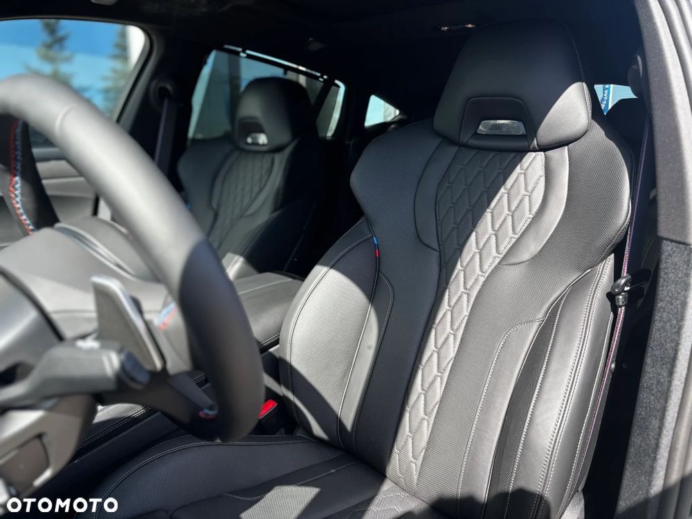 BMW X6 M60i mHEV sport - 13
