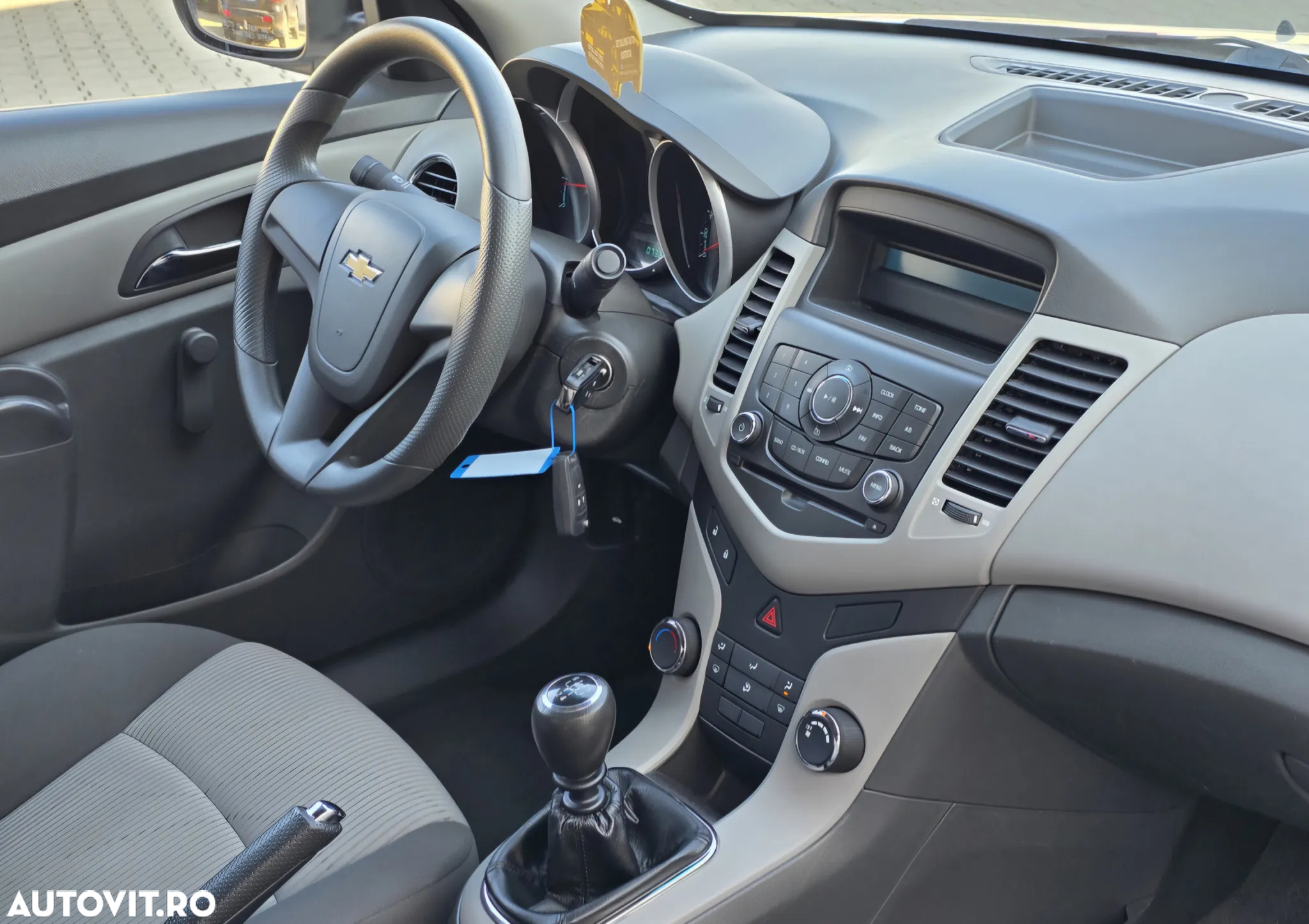 Chevrolet Cruze 1.8 LT - 8