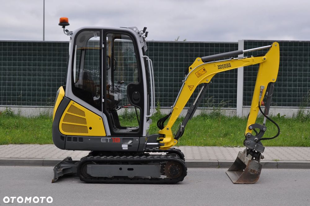 Wacker Neuson ET18 MAŁO MTG JAK NOWA!!! ŁYŻKA SKARPOWA HYDRAULICZNA WYJŚCIA HYDRAULICZNE - 20