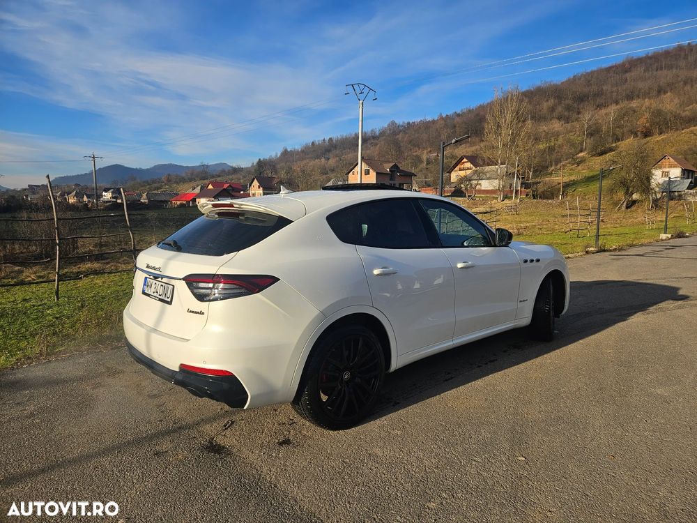 Maserati Levante S Q4 GranSport - 5