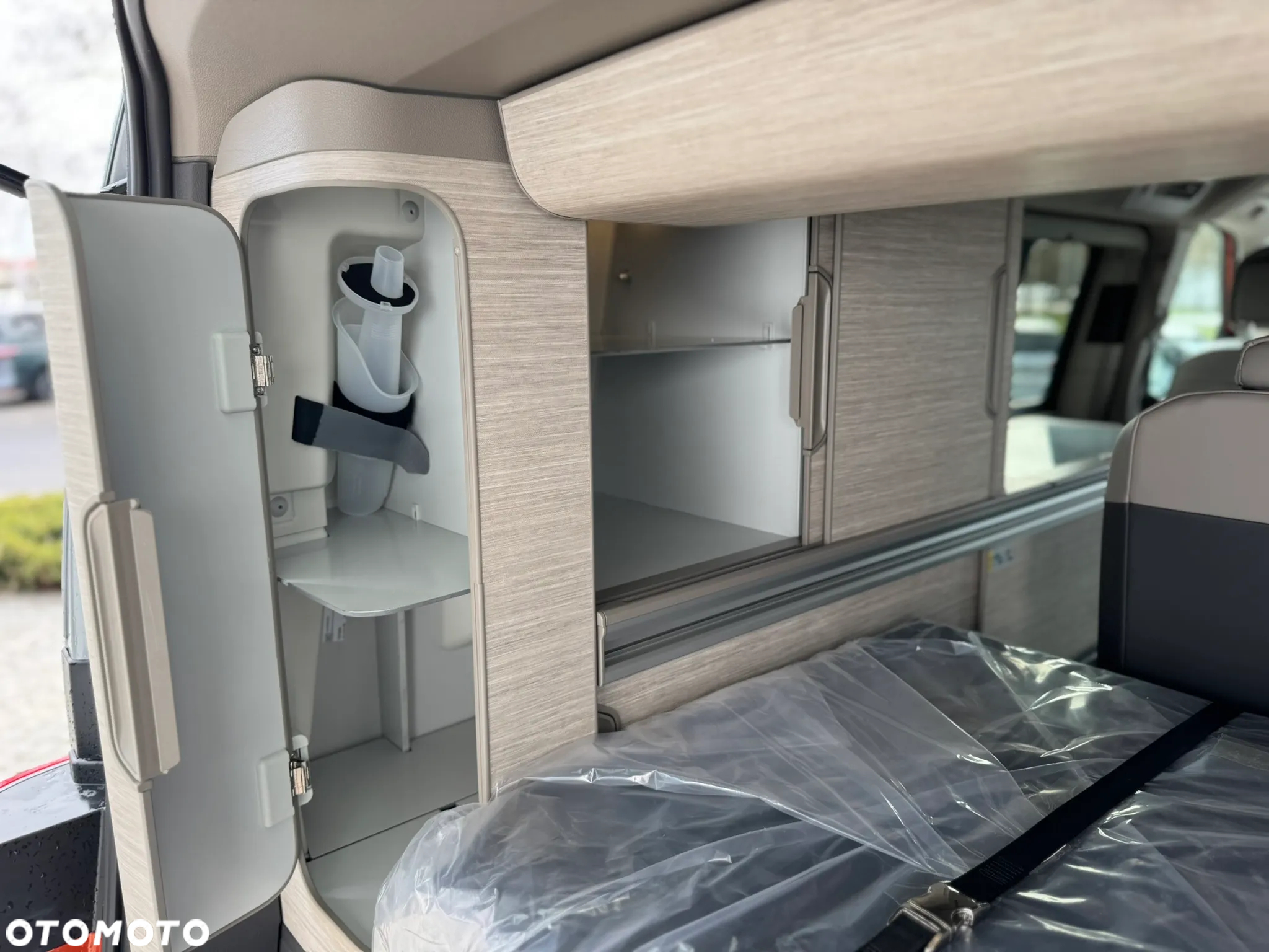 Volkswagen California - 21
