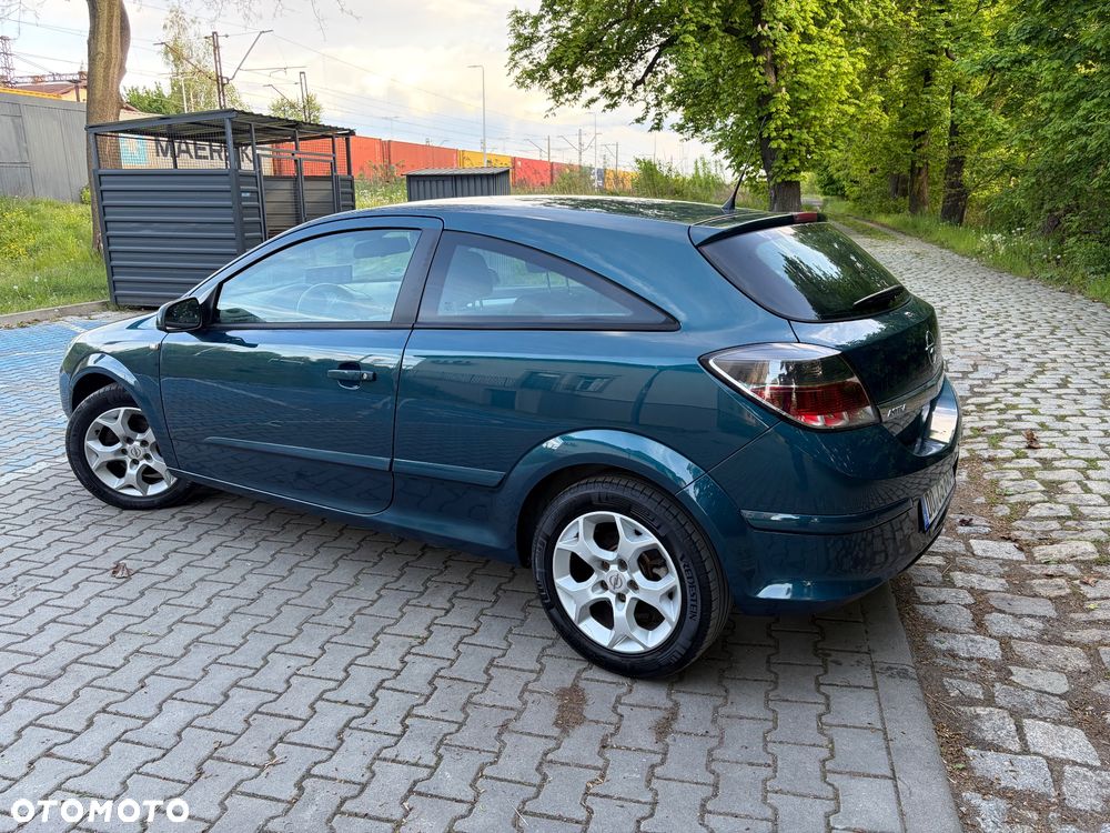 Opel Astra 1.6 Sport - 15