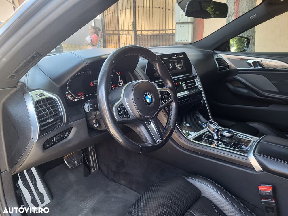 BMW Seria 8 840i - 9