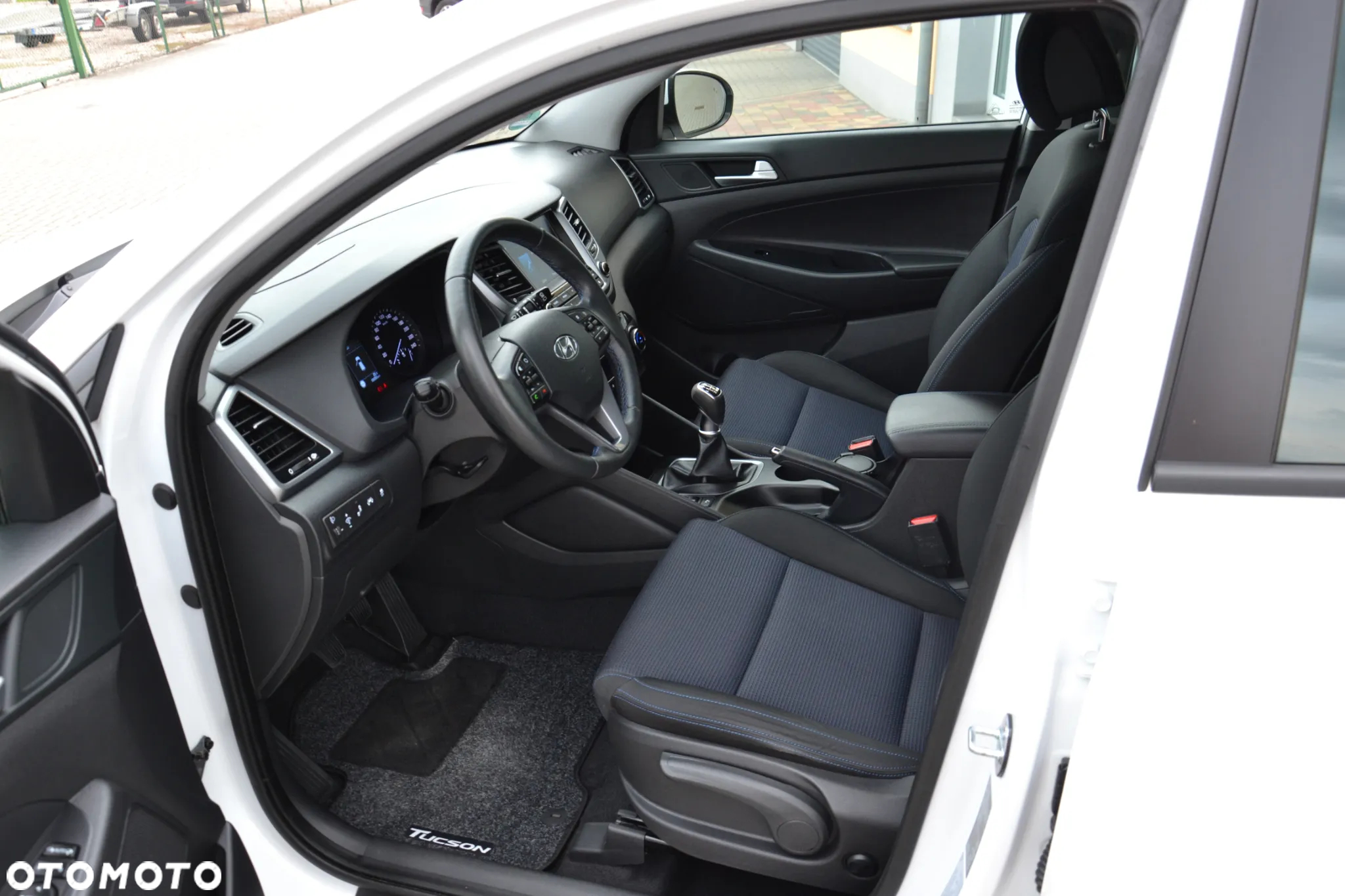 Hyundai Tucson 1.6 GDi 2WD Pure - 17