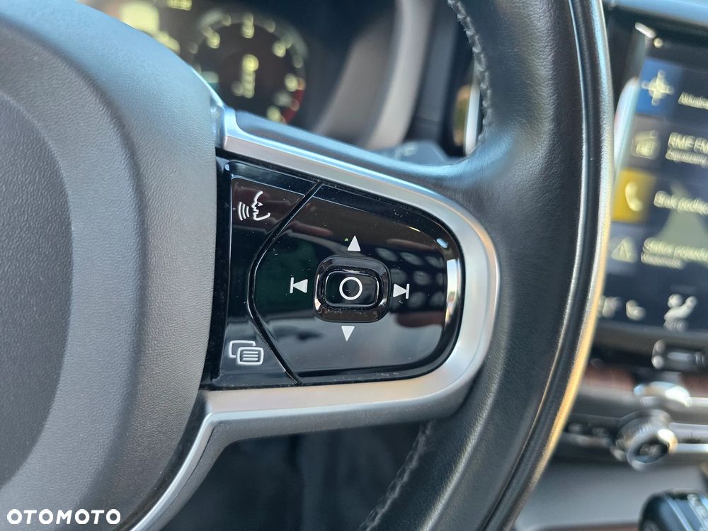 Volvo XC 60 - 29