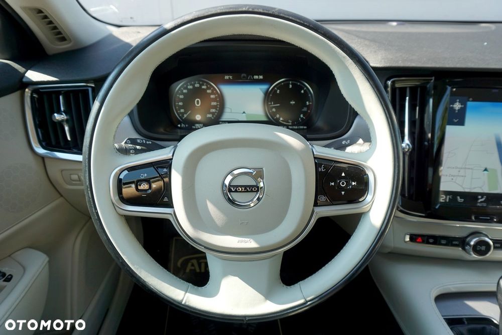 Volvo S90 D4 Inscription - 25