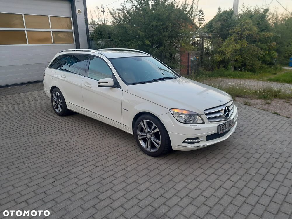 Mercedes-Benz Klasa C 220 CDI DPF Automatik BlueEFFICIENCY Avantgarde - 7