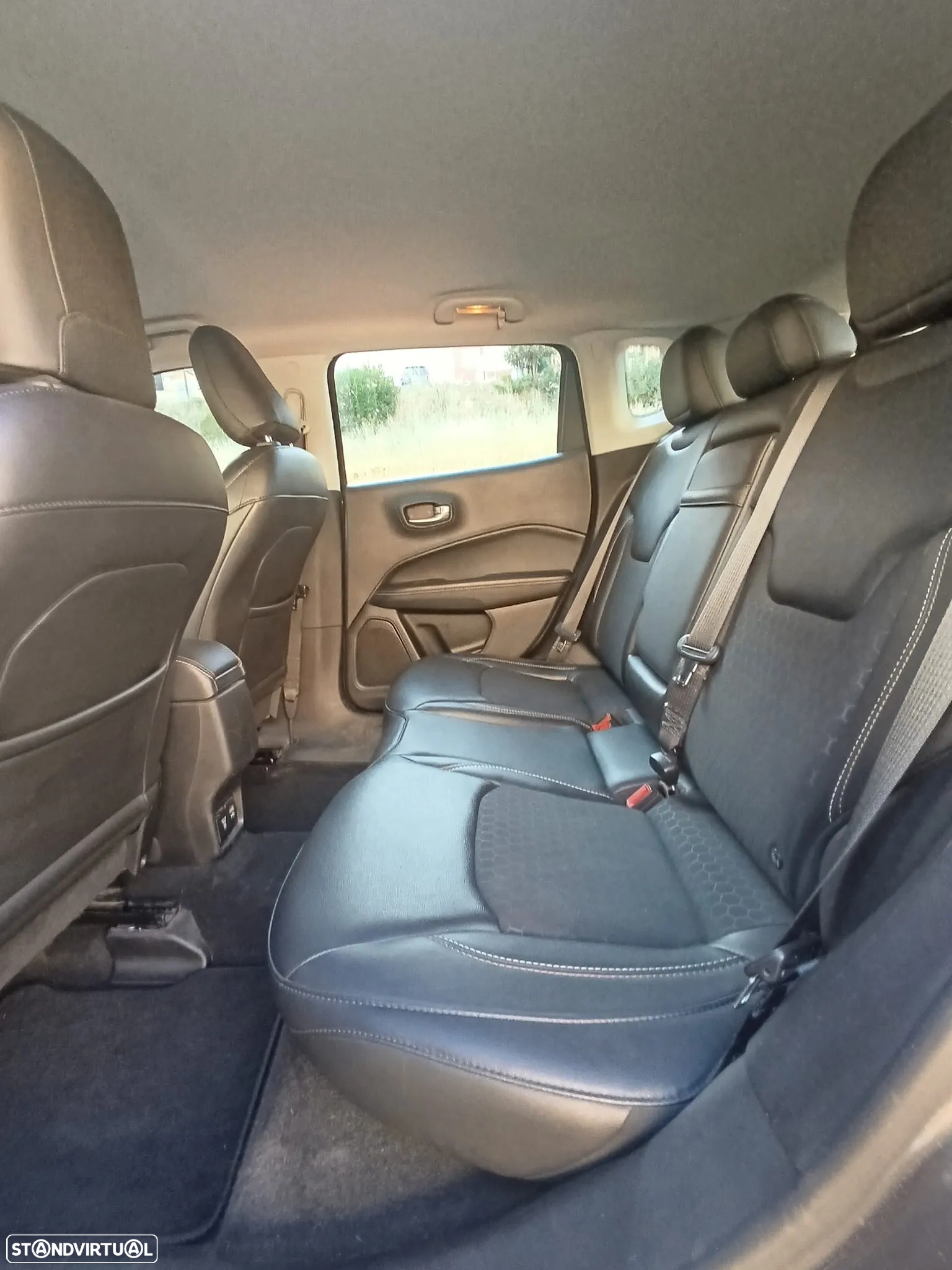 Jeep Compass 1.6 M-Jet Limited - 23