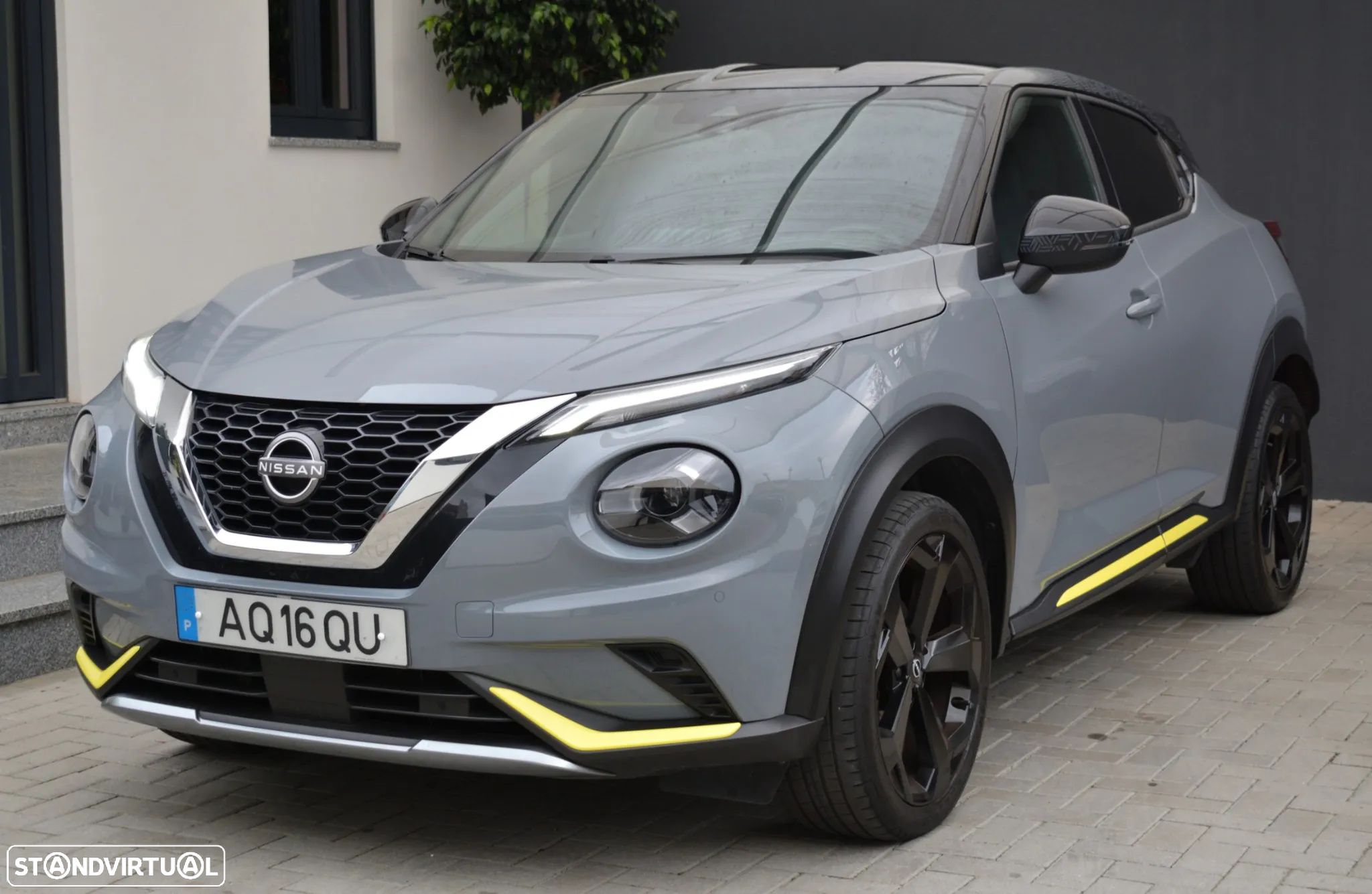 Nissan Juke 1.0 DIG-T Kiiro - 1