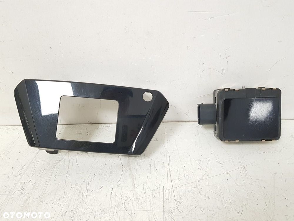 BMW  DISTRONIC RADAR MODUŁ ACC MOCOWANIE BMW F40 G05 G06 G07 G20 G22 203305776 5A78599