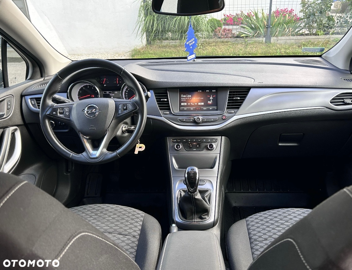 Opel Astra V 1.4 Enjoy - 4