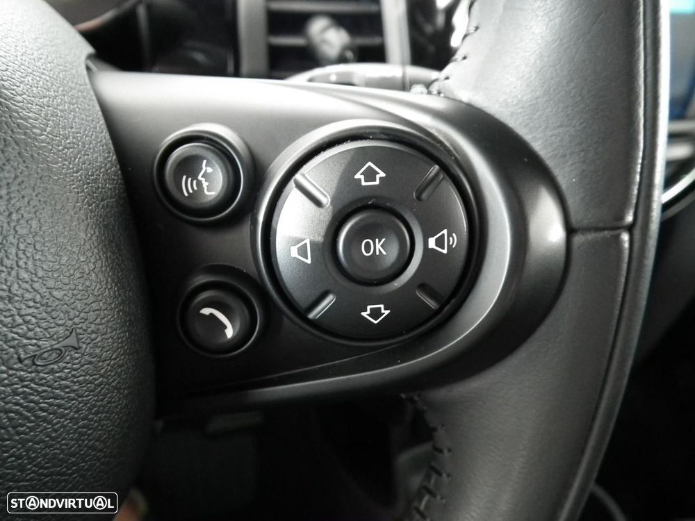 MINI 3 Portas Cooper SE - 24