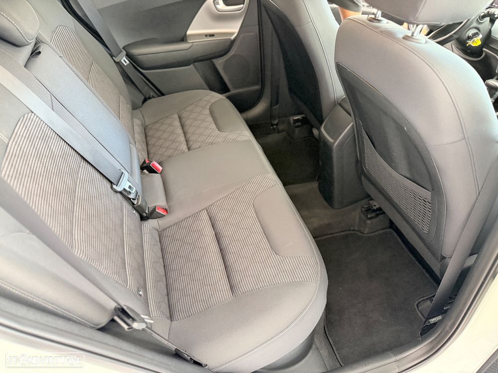Kia Niro 1.6 GDi HEV Urban - 34