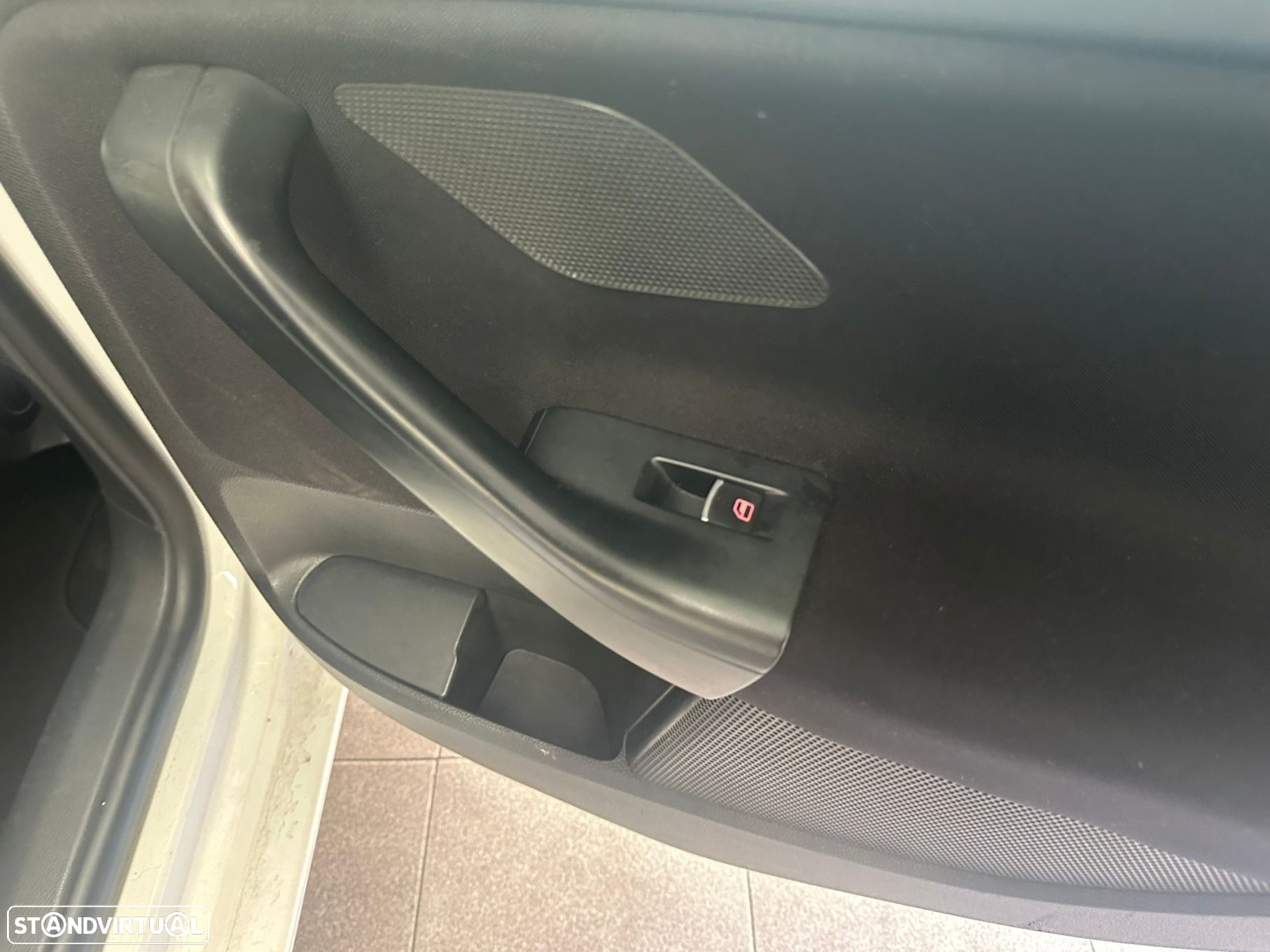VW Golf Variant 1.6 TDi Confortline - 12