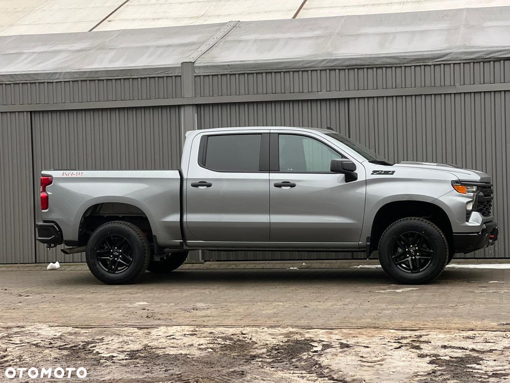 Chevrolet Silverado - 7