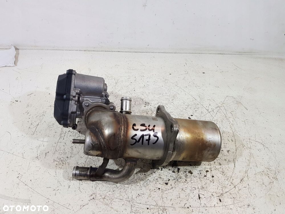 zawór egr chłodniczka spalin 04l131512a audi a6 c7 a4 b8 lift 2.0 tdi csu - 3