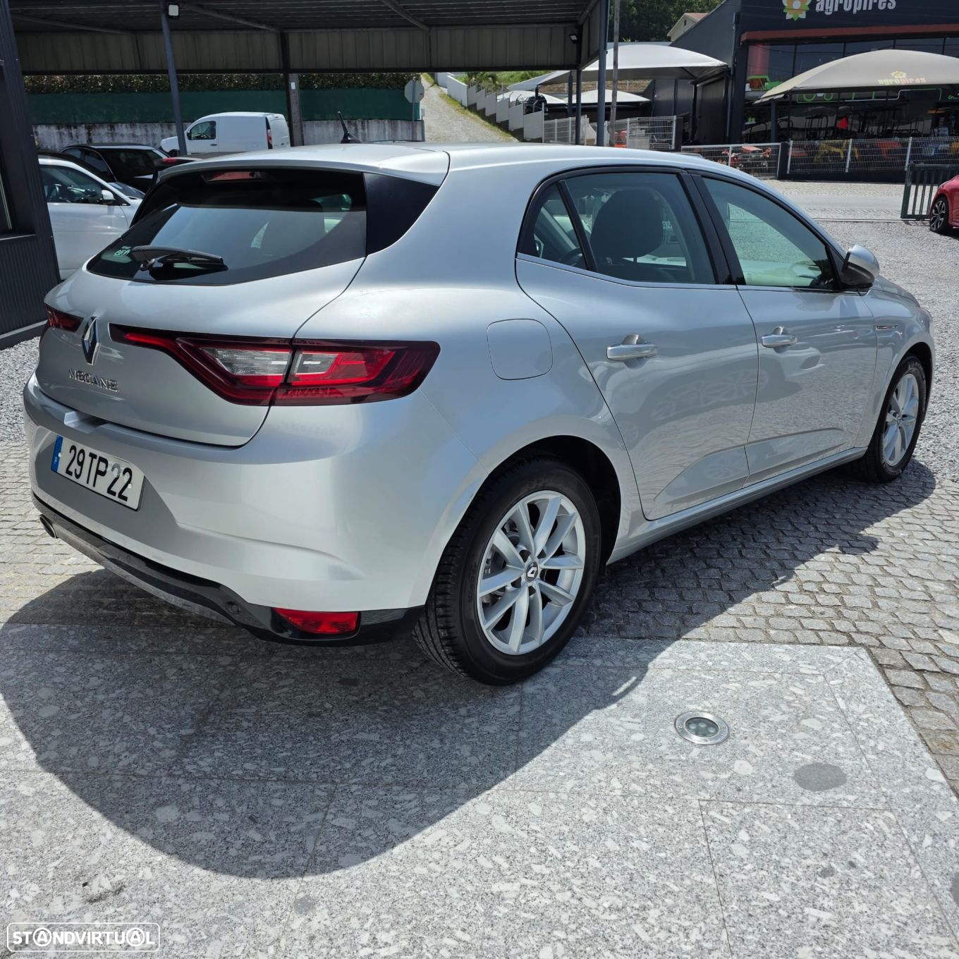 Renault Mégane 1.5 dCi Intens - 2