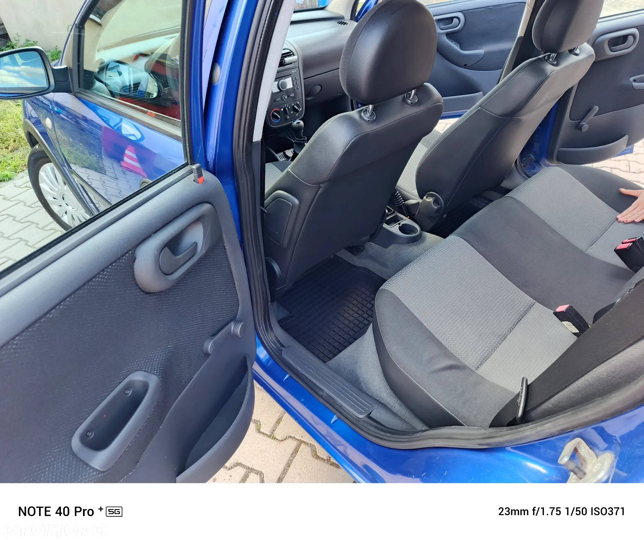 Opel Corsa 1.2 16V - 9