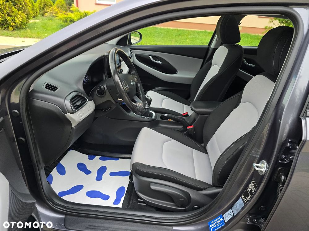 Hyundai i30 1.4 T-GDI Fastback Premium - 24