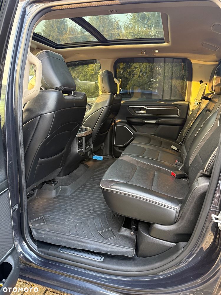 RAM 1500 Crew Cab Longbed Laramie - 16