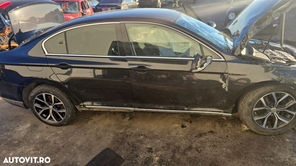 Volkswagen Passat 2.0 TDI DSG Comfortline - 7