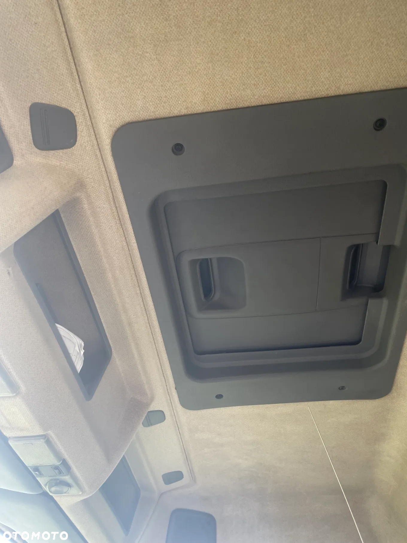 Renault PREMIUM - 16