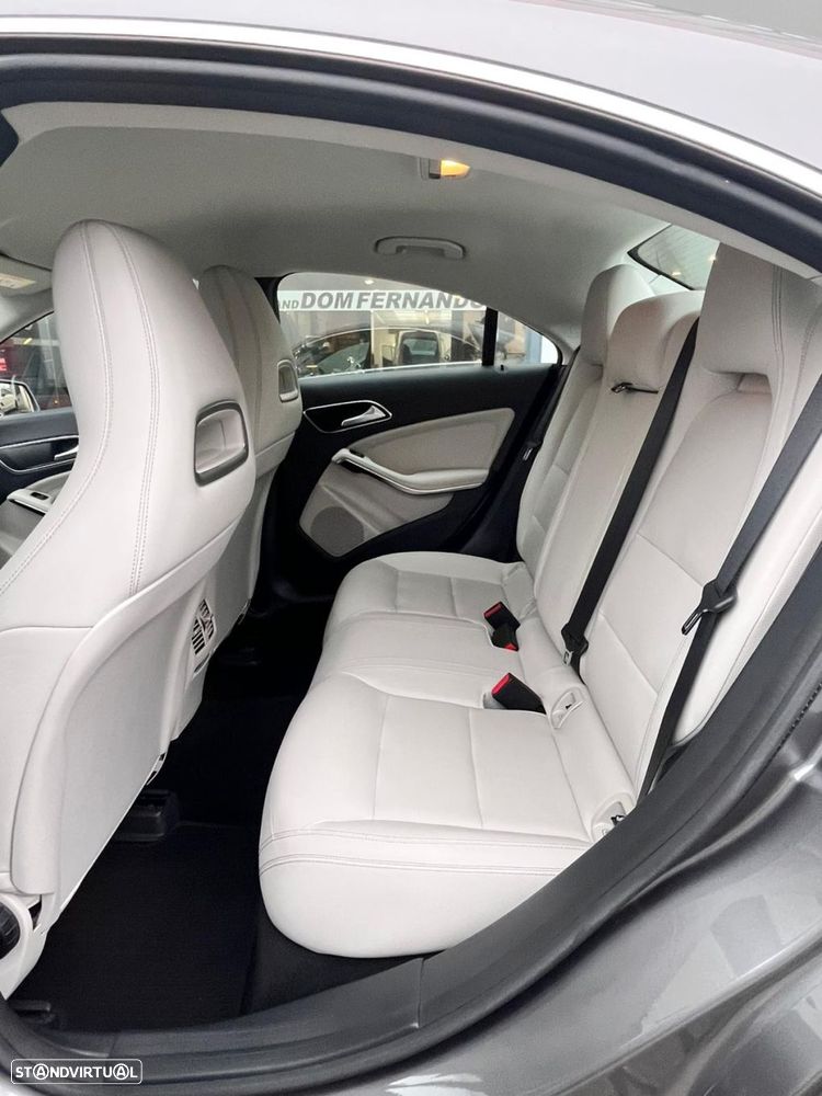 Mercedes-Benz CLA 200 CDI Urban - 40