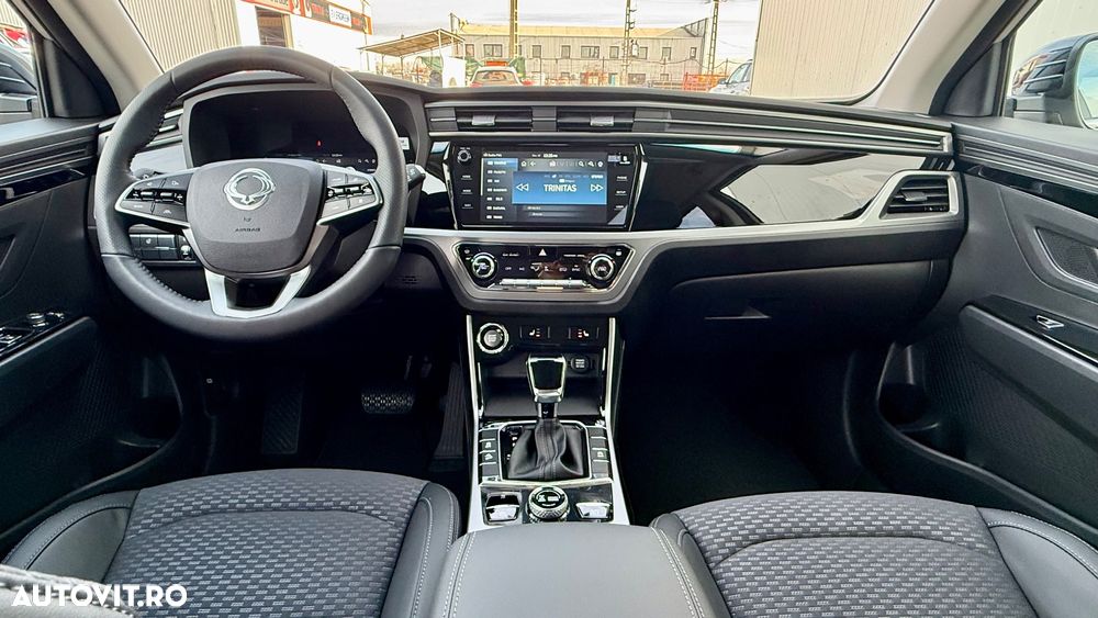 SsangYong Korando - 5