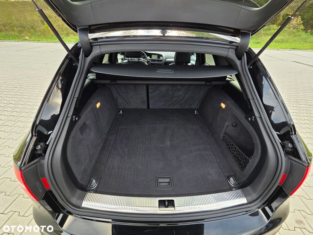 Audi A4 Avant 2.0 TDI DPF quattro S tronic S line Sportpaket - 28