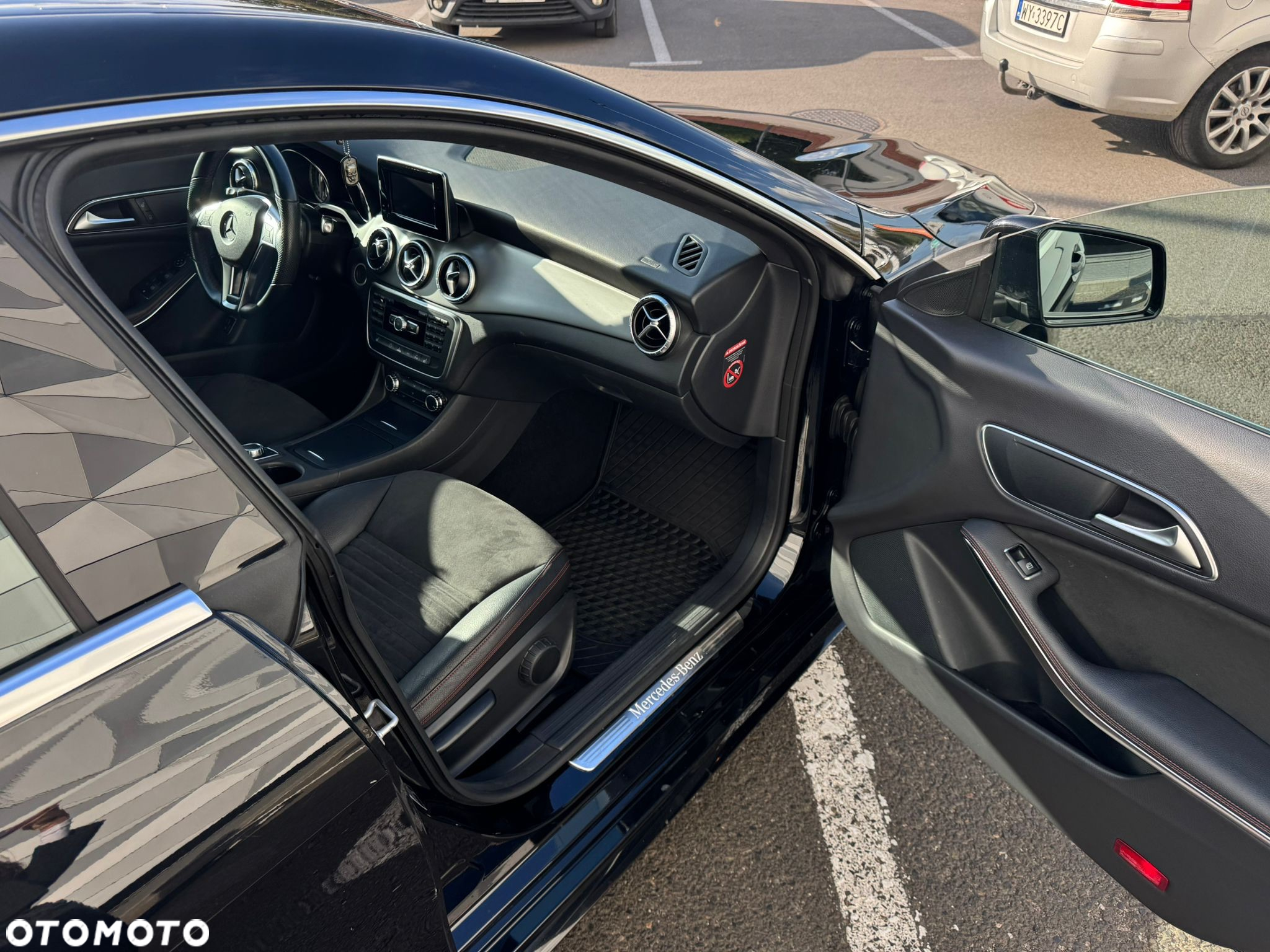 Mercedes-Benz CLA - 17