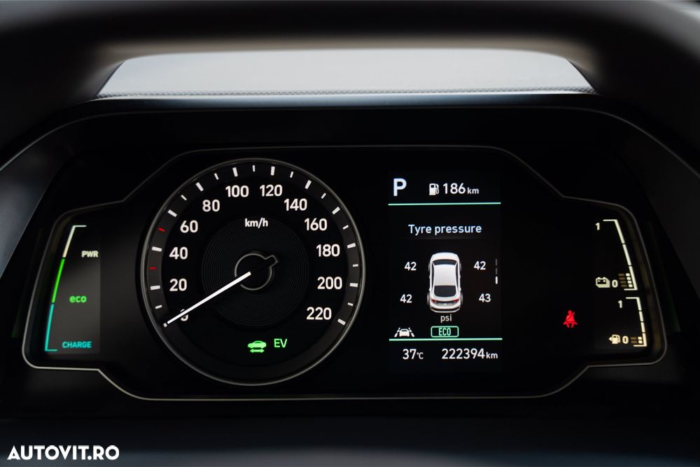 Hyundai IONIQ 1.6 GDI Premium - 23
