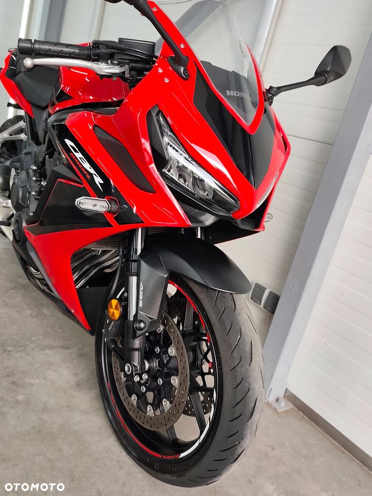 Honda CBR - 12