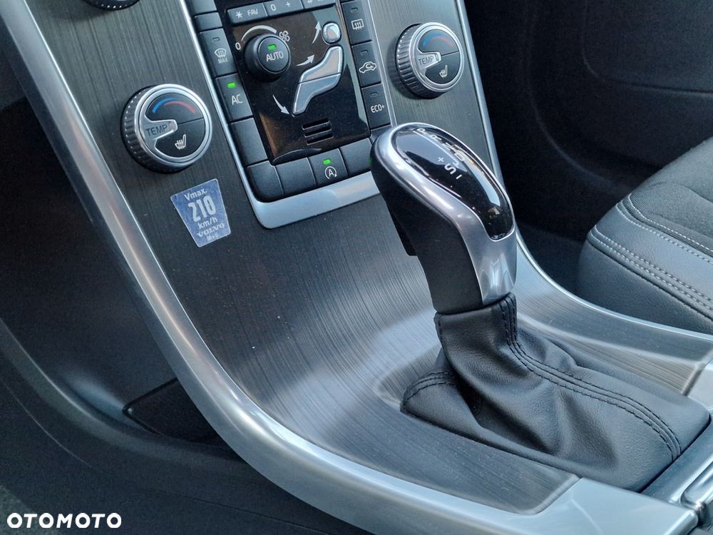 Volvo XC 60 D4 Drive-E Summum - 14