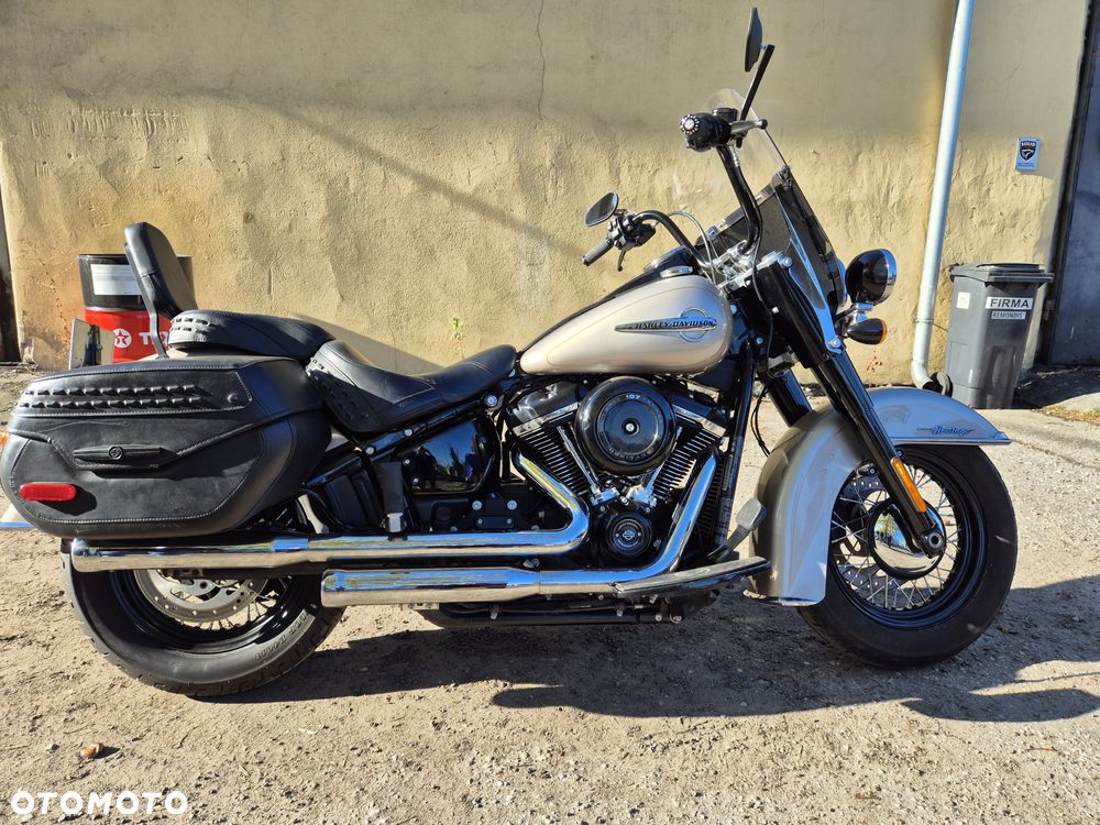 Harley-Davidson Softail Heritage Classic - 2