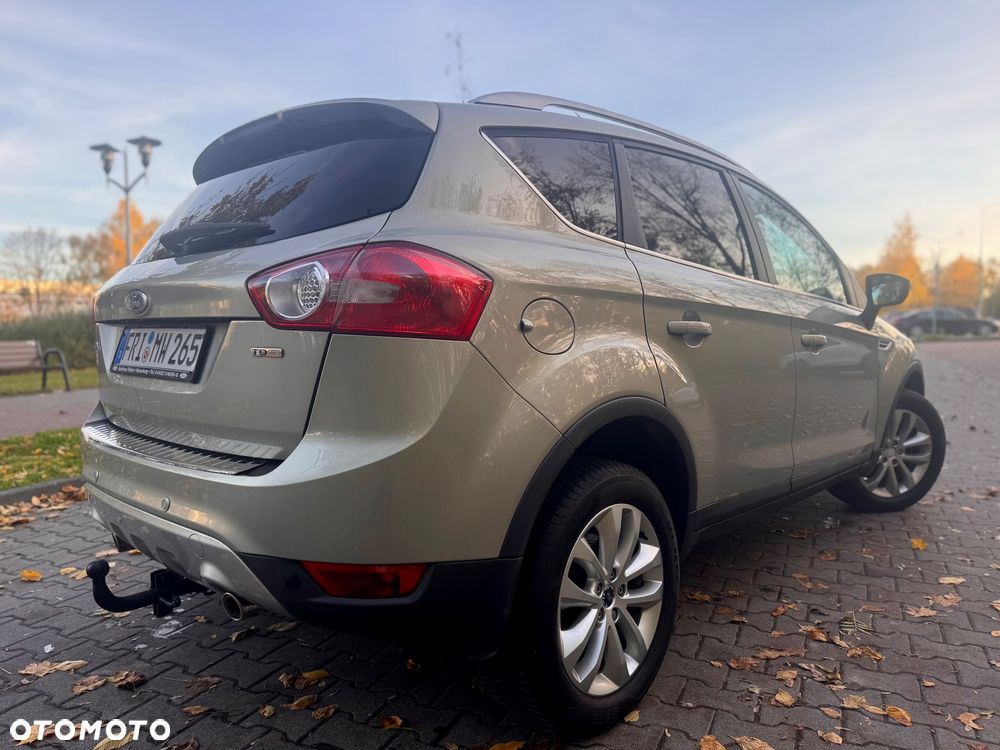 Ford Kuga 2.0 TDCi 4x4 Titanium - 7