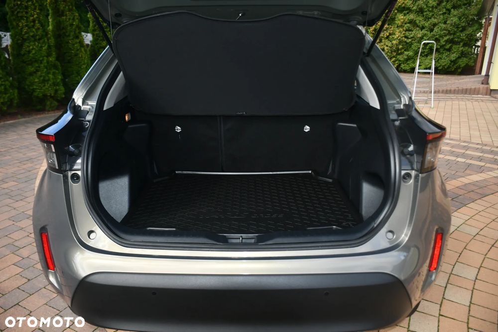 Toyota Yaris Cross Hybrid 1.5 Style - 32