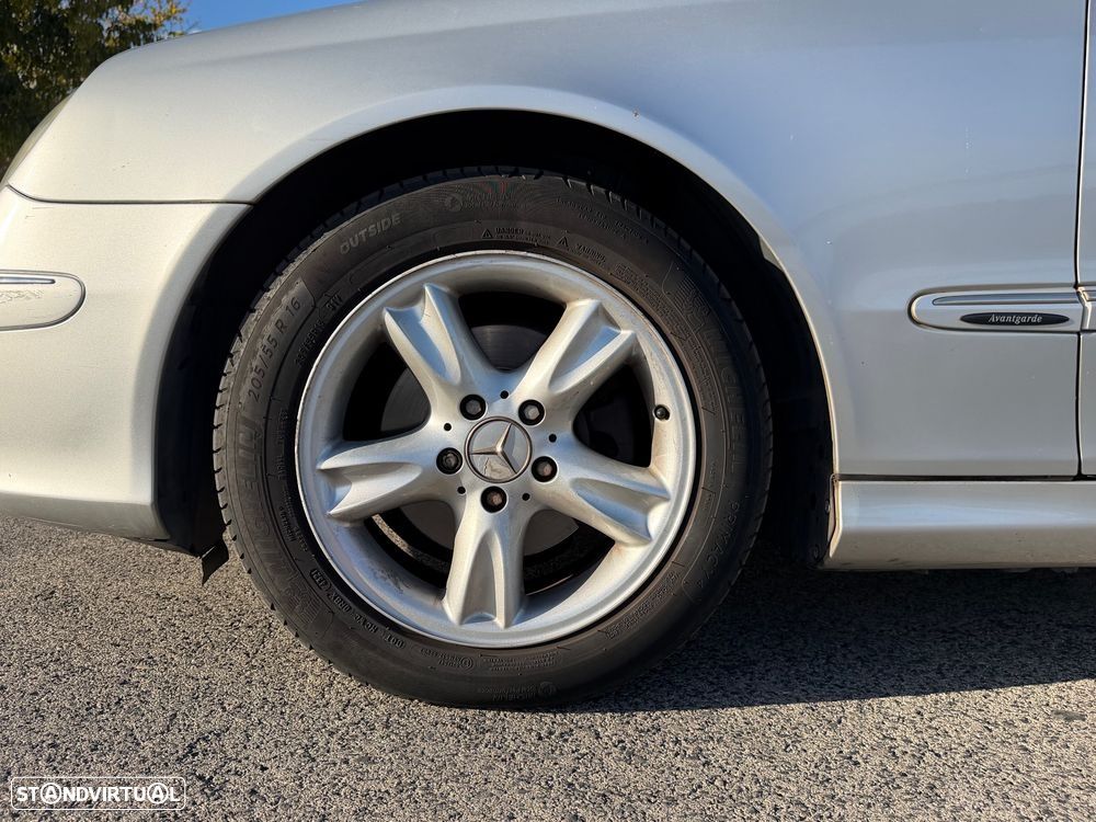 Mercedes-Benz CLK 200 Avantgarde - 22