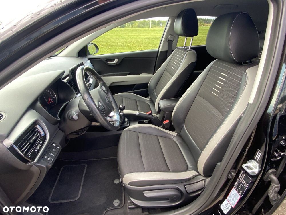 Kia Stonic - 11