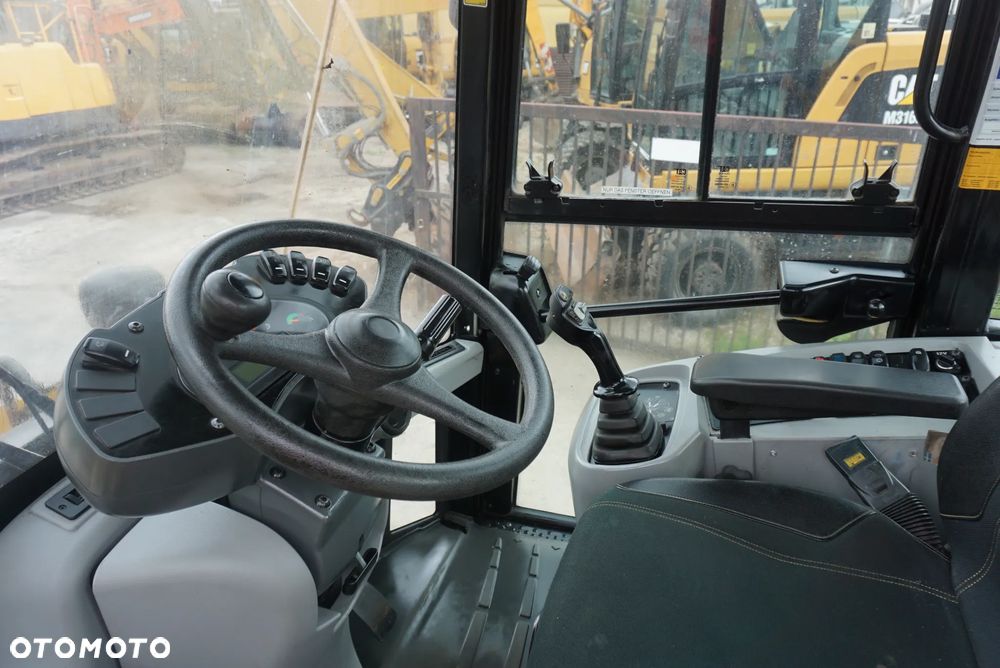 Caterpillar 914 M - 10